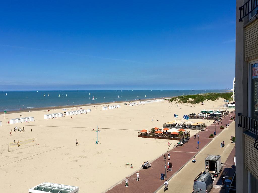 Zeedijk Oostduinkerke Frontaal Zeezicht - Volledig Gerenoveerd 2022! Lägenhet Exteriör bild